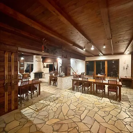 Lucky Jasna Guest house