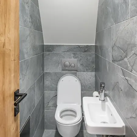 Lucky Jasna Affittacamere 4*