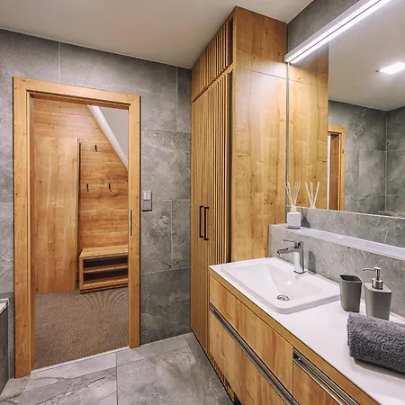 Lucky Jasna Demanovska Dolina